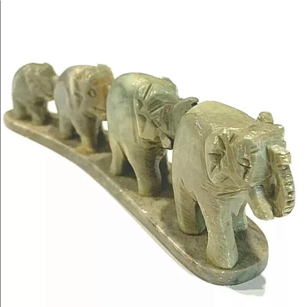 Hand Carved Marble Elephants 🐘 🐘 🐘Family Herds